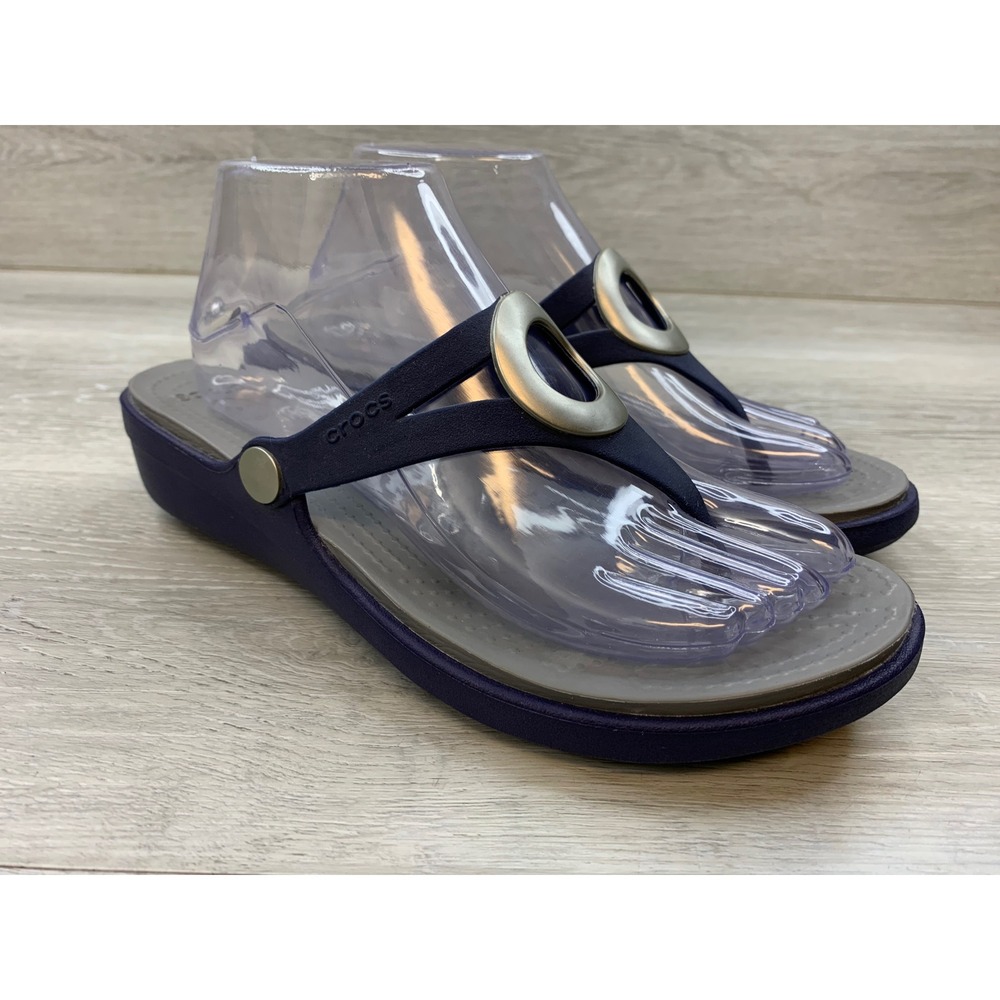 Crocs Sanrah Hammered Circle Wedge Sandals Blue Women's 9 Comfort Casual Shoes